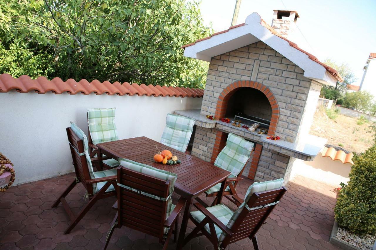 Villa Marica Vodice Buitenkant foto