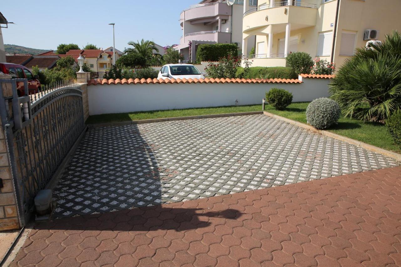 Villa Marica Vodice Kamer foto