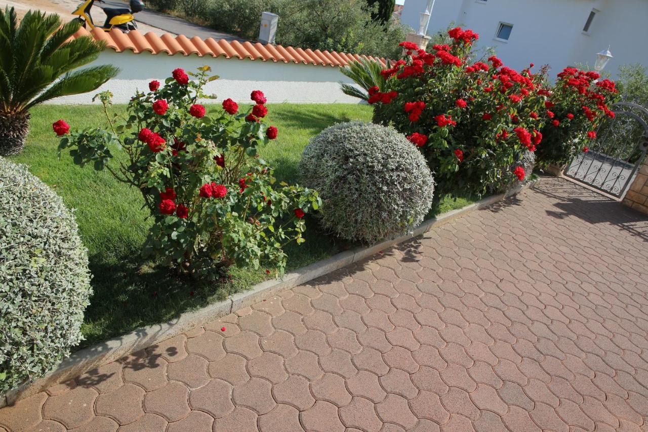 Villa Marica Vodice Kamer foto